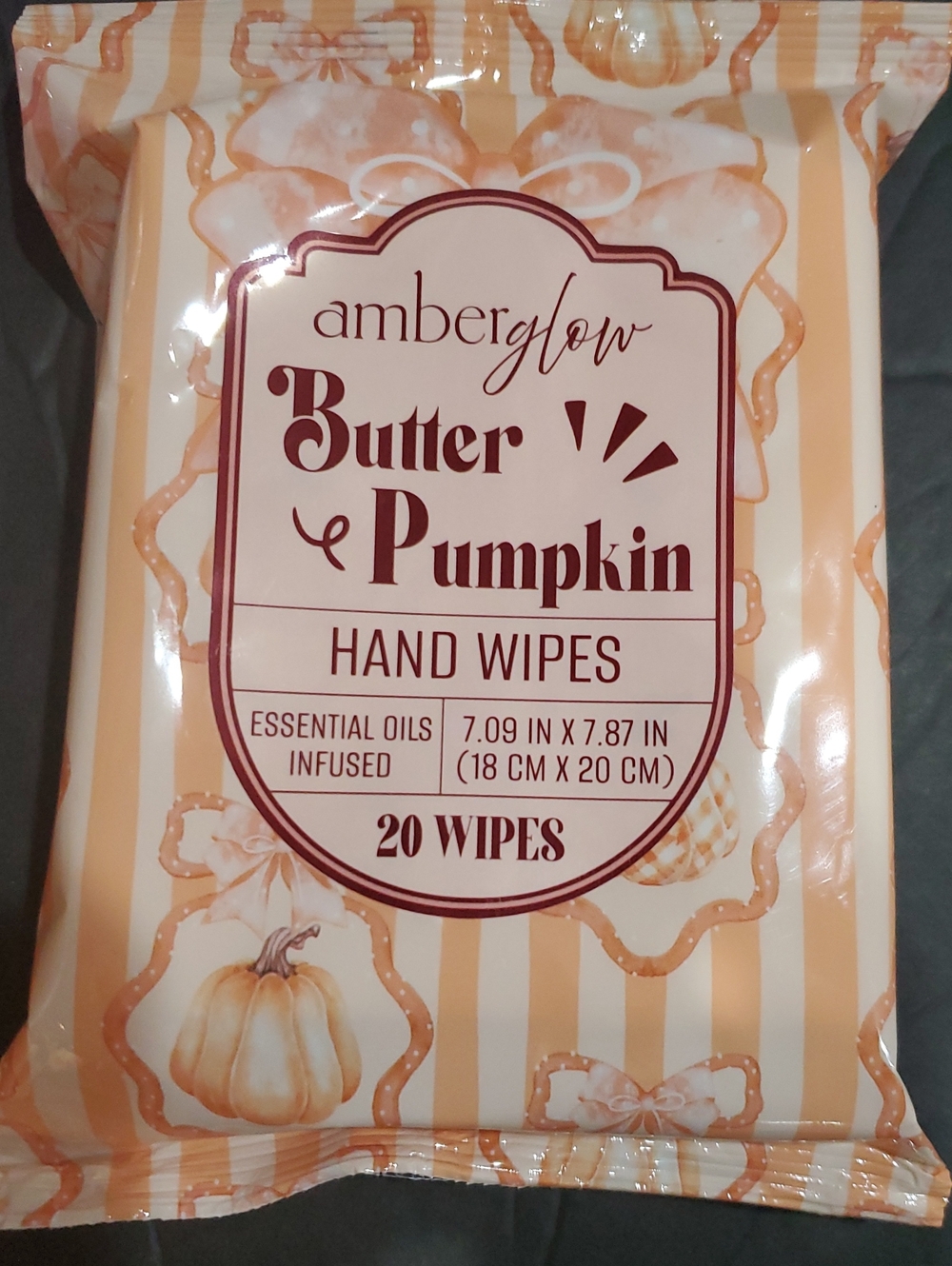 2pack Essential oil infused hand wipes and shea infused moisturizing lotion new - Picture 4 of 12